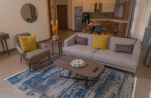 Nairobi Apartment | Elsie Ridge