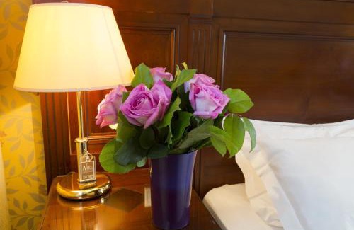 Ternes Hotel | Elysees Niel Hotel