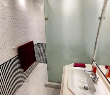 Al Duqqi Apartment | Elysian Residence