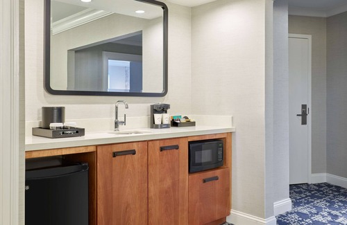 Downtown Washington D.C. Hotel | Embassy Suites by Hilton Washington D.C. – Convention Center