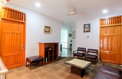 Catur Tunggal House | Embe Enem Homestay