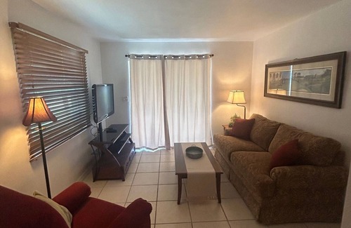 Englewood Cottage | Emerald Palms Unit 4