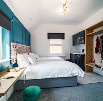 City Centre Apartment | Emerald Stays UK at The Adelphi