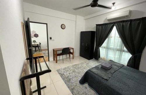 Shah Alam Apartment | Emira Residence Amir Homestay