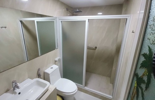 Lucap Hotel | Empress Island Hotel
