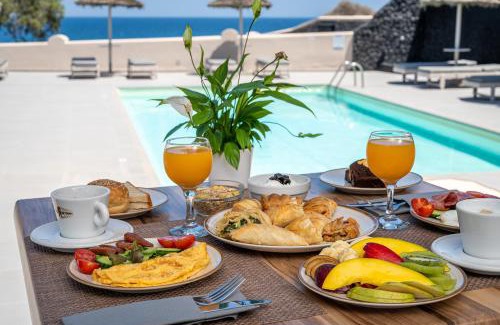 Kamari Apartment | En Plo Boutique Suites