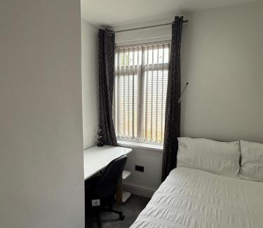 Bournville Hotel | En-suite Rooms in beautiful Bournville Village