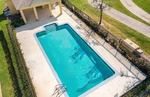 Lakeside Estates House | Enchanting 4-Bed Home in Kissimmee