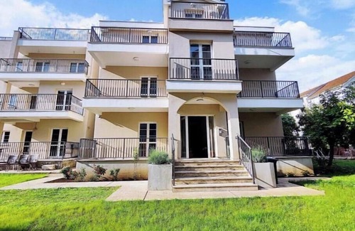 Maini Apartment | Enchanting apartment with AC in Budva