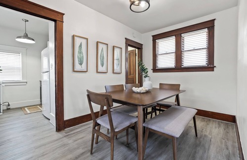 Battle Creek House | Enchanting Duplex: 2 units in 1 - Close to downtown & local attractions