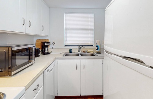 Ocean View Halifax Estates Apartment | Enchanting oceanfront condo with pool, tennis, beach access, & W/D