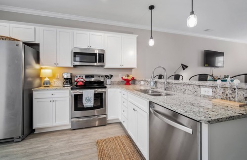 Atlantic Beach House | End Unit Townhome Located in Atlantic Beach, North Carolina