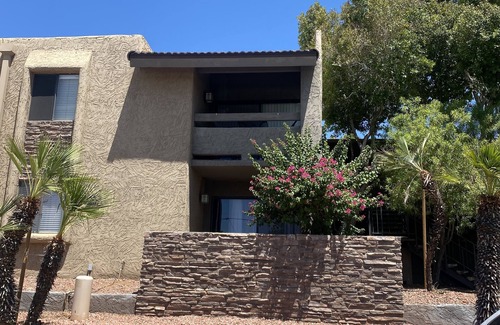 Arcadia Lite Condo | Endless CASAbilities at this updated, clean Arcadia condo
