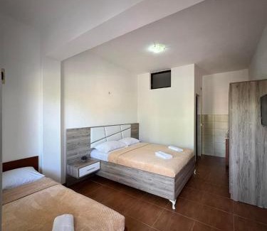 Gjerana House | Enes Apartments