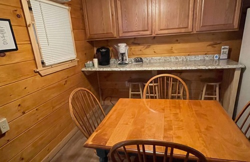 Lake George Cabin | English Brook Cottages