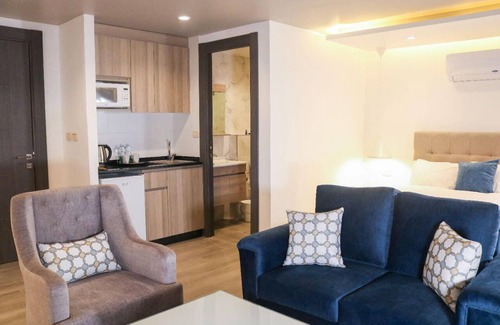 Suwailih Apartment | Enjoy a luxurious and comfortable stay at Red Carpet Hotel Apartments.