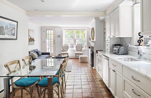 Columbus House | Enjoy Boston, Private Patio On Montgomery Park