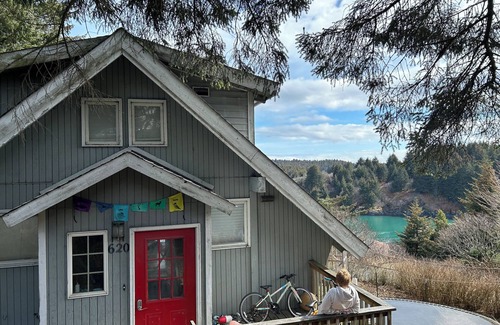 Kodiak House | Enjoy channel views from the hot tub. Minutes walk from downtown and waterfront.