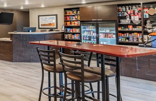 Tucson House | Enjoy Full Kitchen in Comfortable Room, Pet-Friendly Near University Campus