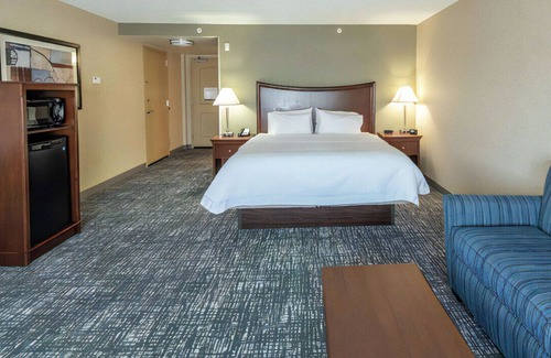 Presque Isle House | Enjoy Great Comfort in Lovely Room! W/ Sofa Bed