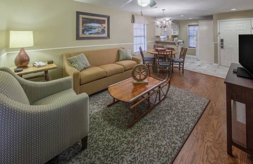 Canyon Lake Condo | Enjoy Hill Country Adventures 2BD apt located in resort location