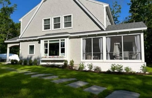 Cape Porpoise House | Enjoy luxurious, ocean access at Flossie's Folly II in Cape Porpoise