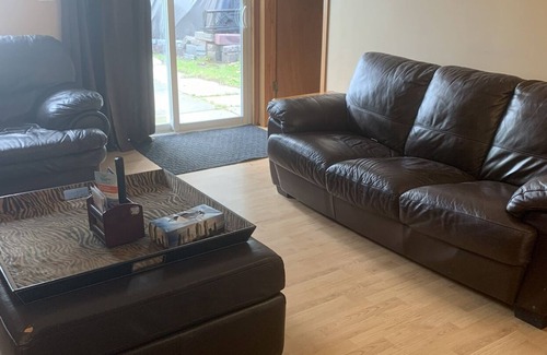 Colborne House | Enjoy our beautiful lake front cottage on little lake with our 4 bedroom cottage