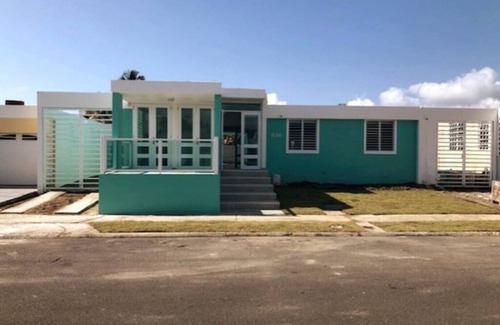 Rio Abajo House | Enjoy quiet and secluded island living