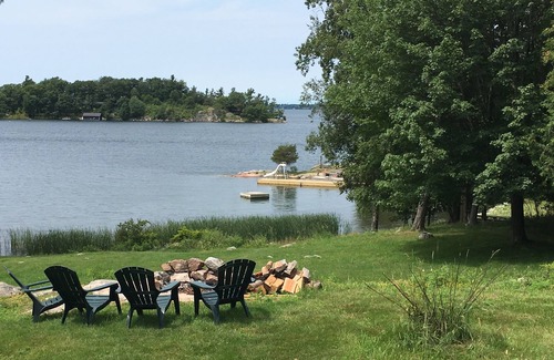 Grenell Cottage | Enjoy the best of the 1000 islands from this cottage on Grindstone Island