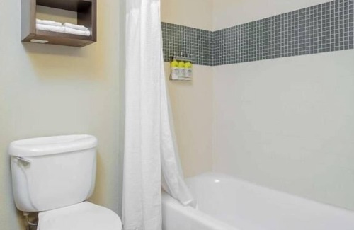 Anaheim Resort Resort | Enjoy the Magic of Disneyland just 2 Miles from this Suite w/Self Parking!