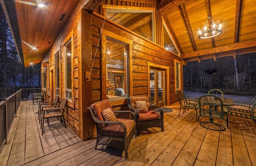 Columbia Falls House | Enjoy the Quiet of MT at Our Cabin Above Spoon Lake