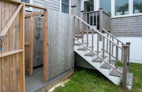 Madaket House | Enjoy the tranquility of a Madaket sunset from a lovely updated cottage!