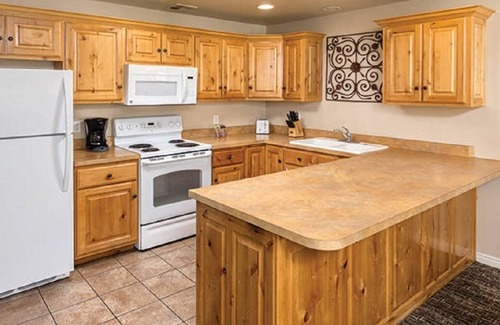 St. George Resort | Enjoy winter sports in Pine Valley!