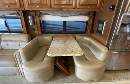 Bunnell House | Enjoy your stay in luxury at Grange for PSU Tailgate, or our lot Bellefonte