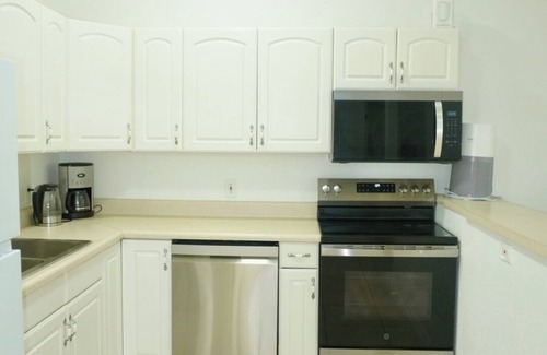 Warm Mineral Springs Condo | Enjoyable 2-bedroom/2 Bathroom condo with AC in North Port