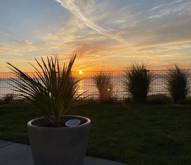 Enkhuizen House | Enkhuizer Strand Chalet Beach Oase Erste Reihe mit Zaun Haus Nr 248