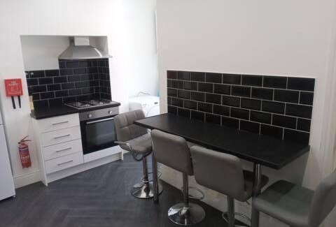 Burnley House | Ensuite Double-bed (E3) close to Burnley city centre