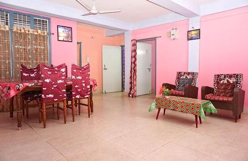 Jorhat Apartment | Entire 1BHK & 2BHK private apartments with personal kitchen, 767ooo54oo, TAJ RESIDENCY Holiday Homestay
