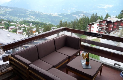 Anzere Apartment | Entire 2-level penthouse. Family-friendly getaway