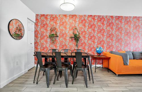 West Little Havana House | Entire 3 Bedroom house 10 mins MIA and Downtown