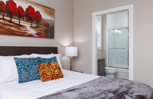Arbutus Ridge House | Entire and Cozy 2BDR 2BA Home in Kitsilano