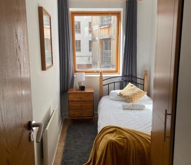 North Wall Apartment | Entire Apartment in Heart of Dublin