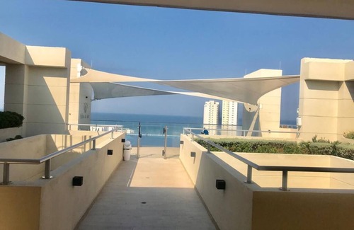 El Rodadero Resort | Entire apartment on the Bay