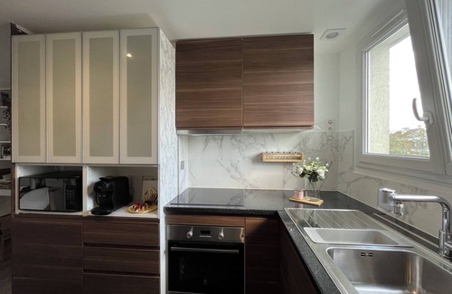 Bourg-la-Reine Apartment | Entire Apt - Family - Close to Paris - 2min RERB - Kitchen - Parking - Olympic24