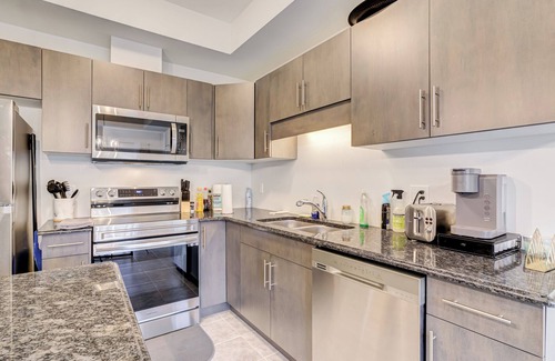 Niagara Falls House | Entire Family House 4 Bedroom - Niagara Falls