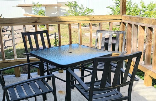 Gulf Gate Estates House | Entire Guesthouse 5 mins to Siesta key & downtown.