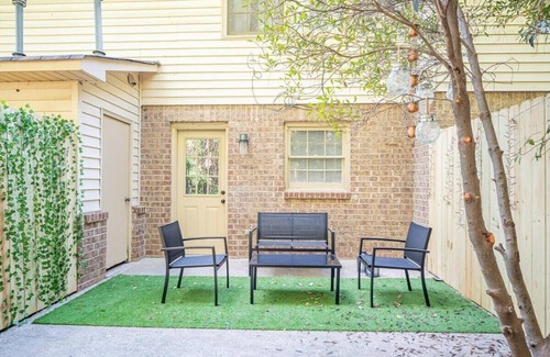 Norcross House | Entire Home in Norcross, Newly Upgraded