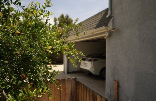 Bonita House | ENTIRE House!~3min to Old Town LaVerne!