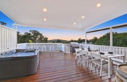 Saratoga House | Entire House plus Large Bell tent in Central Coast