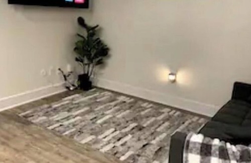 Old East Dallas Apartment | Entire LuxModern Deep Ellum Min.to Downtown/Uptown